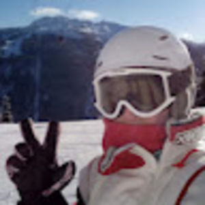 Meet your Posher, Ema